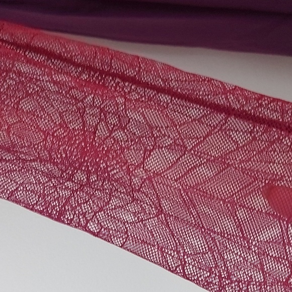 NWT Hot Topic Disney Hocus Pocus Sarah Peplum Top Spider Web Sleeves Size XL - Picture 6 of 10